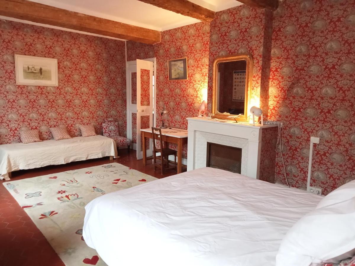 Le Mas Palegry Chambres D'hotes Cote Terrasse Bed & Breakfast *